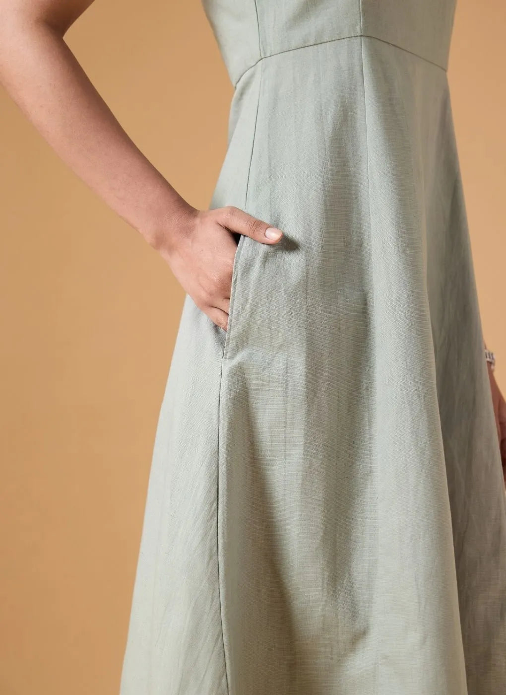 Linear Form Dress – Soft Sage