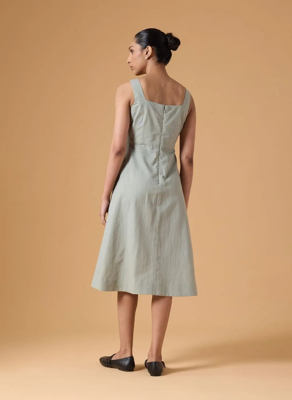 Linear Form Dress – Soft Sage